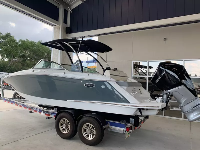 2019 Cobalt 25 SC