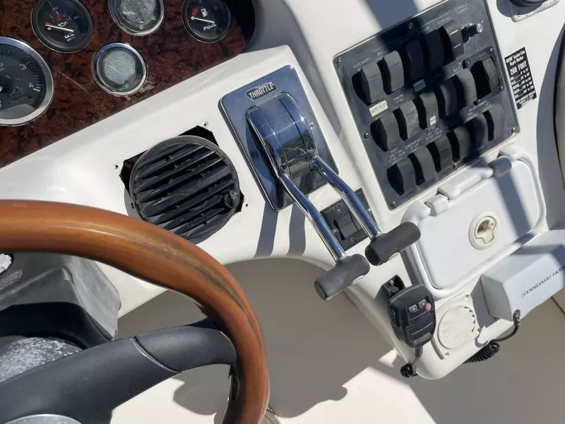 1996 Sea Ray 400 Sedan Bridge