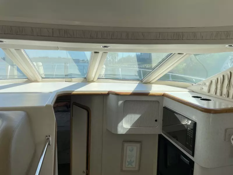 1996 Sea Ray 400 Sedan Bridge