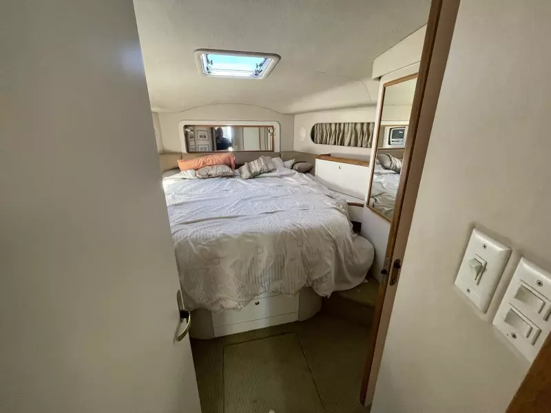 1996 Sea Ray 400 Sedan Bridge