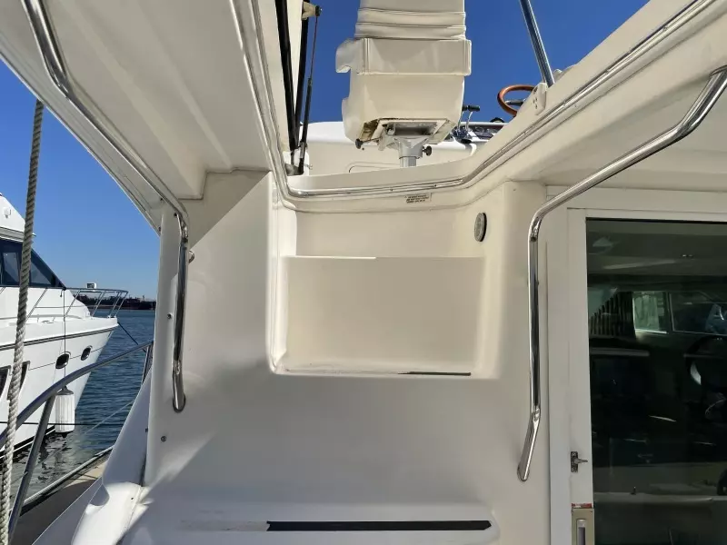 1996 Sea Ray 400 Sedan Bridge