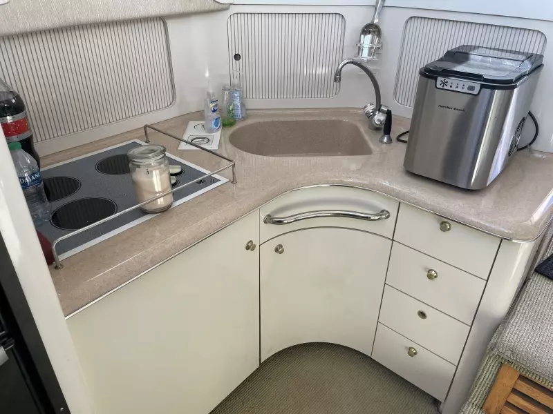 1996 Sea Ray 400 Sedan Bridge