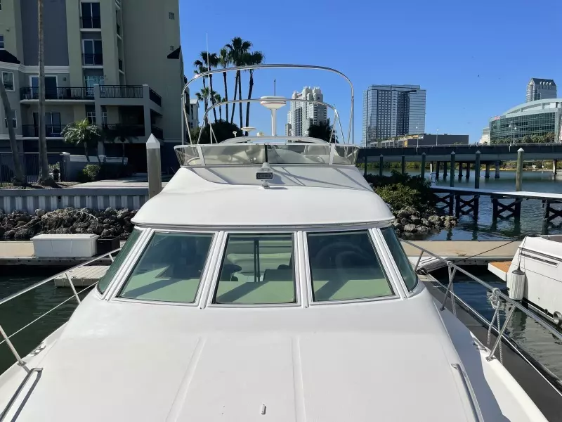 1996 Sea Ray 400 Sedan Bridge