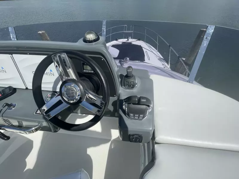 2018 Bavaria R40FLY