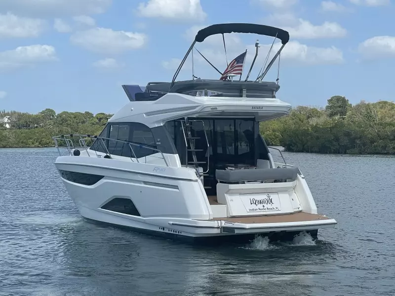 2018 Bavaria R40FLY
