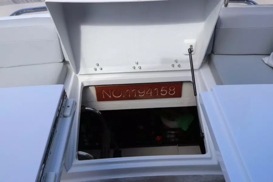 2005 Neptunus 56 Express