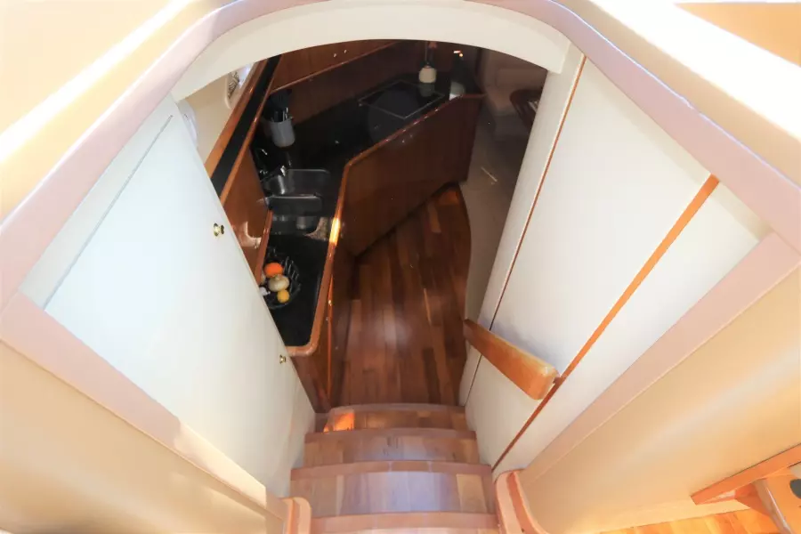 2005 Neptunus 56 Express