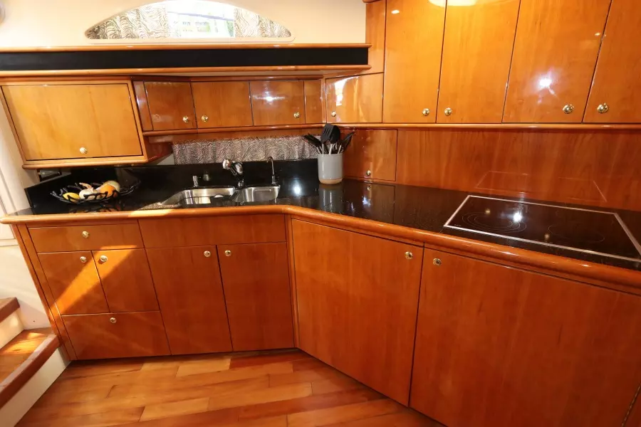 2005 Neptunus 56 Express