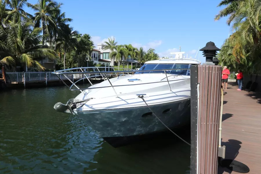 2005 Neptunus 56 Express