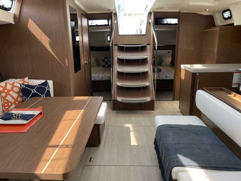 2024 Beneteau OCEANIS 51.1
