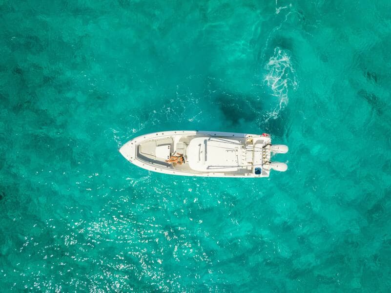 2019 Everglades 355 CC