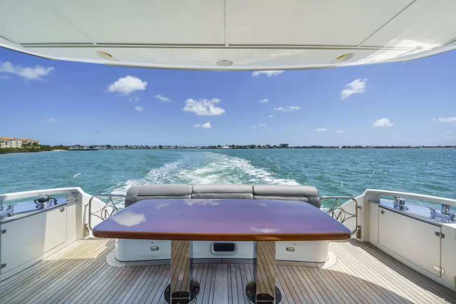 2006 Marquis 65 Pilothouse