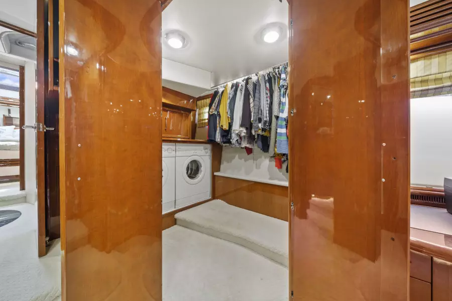 2006 Marquis 65 Pilothouse