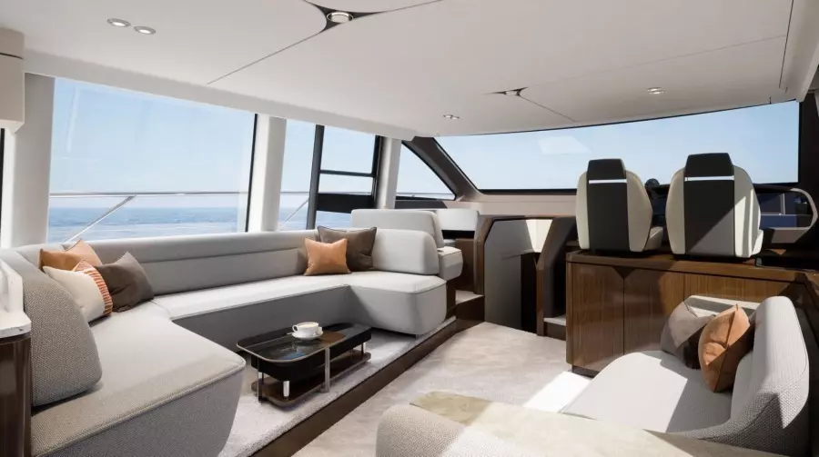 2022 Fairline Squadron 68