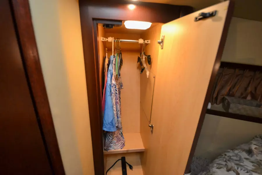 2007 Sea Ray 38 Sundancer