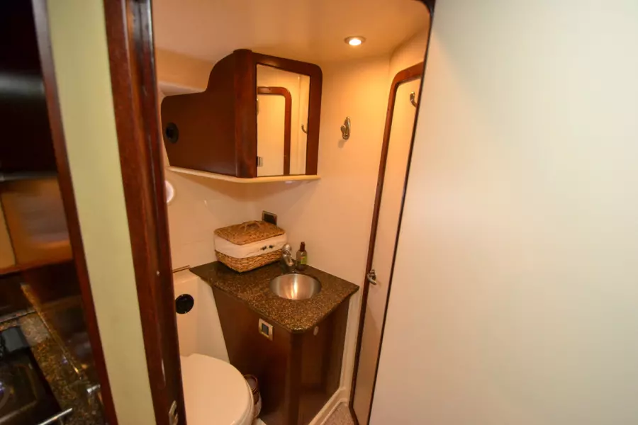 2007 Sea Ray 38 Sundancer