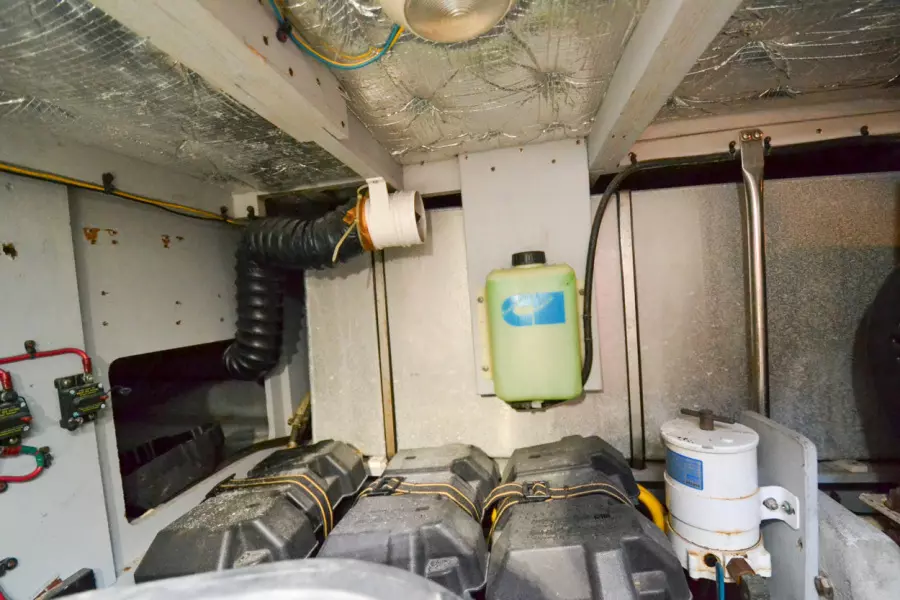 2004 Silverton 43 Motor Yachts