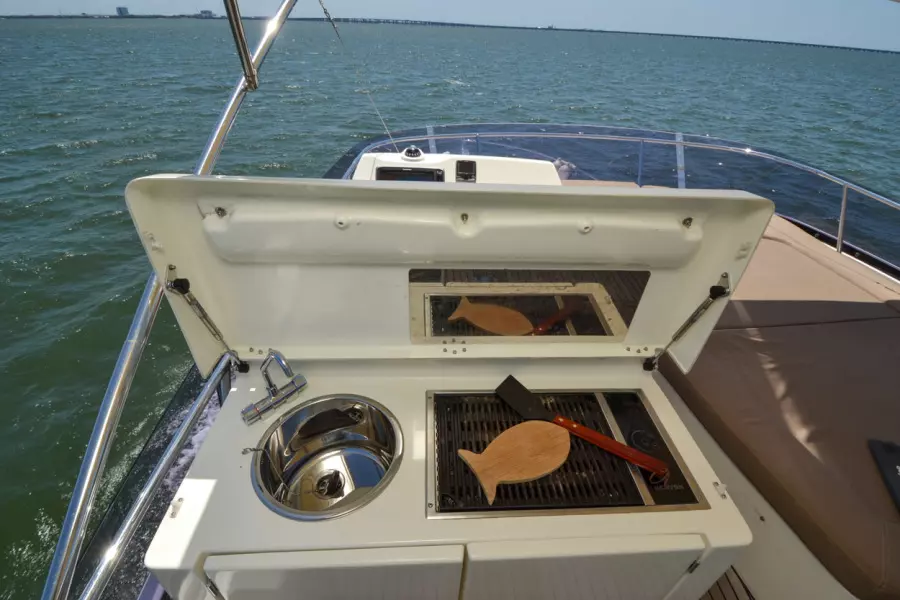 2014 Prestige 500 Fly