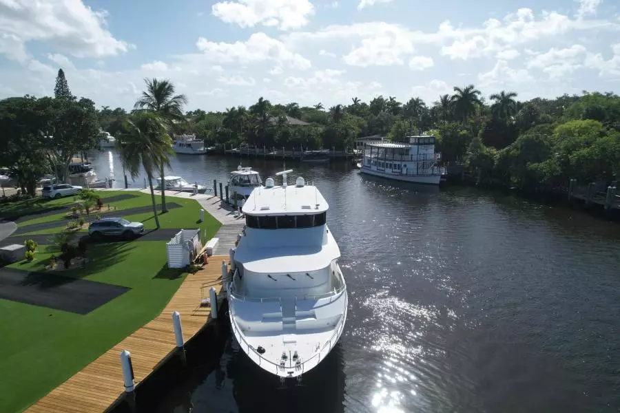 2006 Jefferson Starship Pilothouse