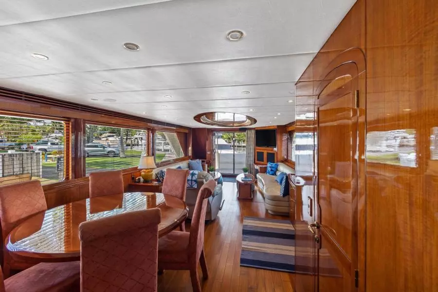 2006 Jefferson Starship Pilothouse