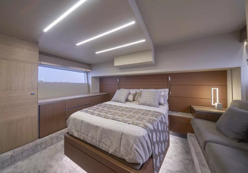 2022 Astondoa 52 Flybridge