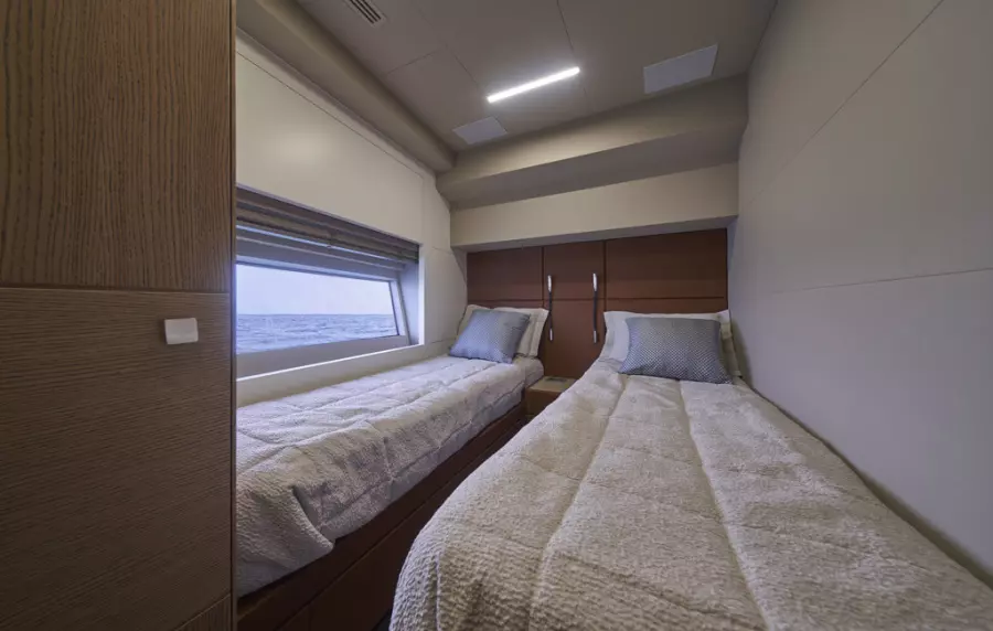 2022 Astondoa 52 Flybridge