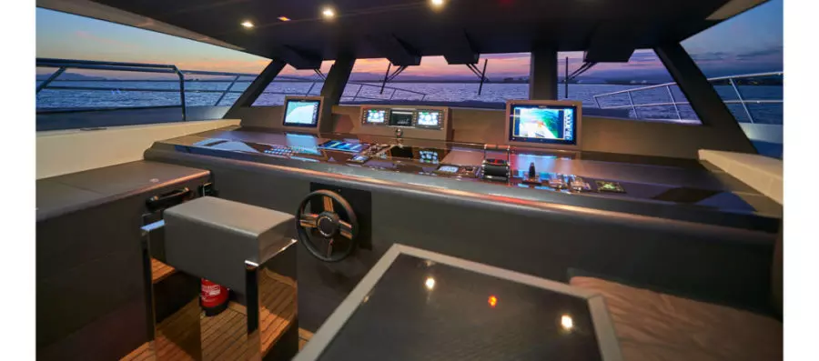 2022 Astondoa 100 Century