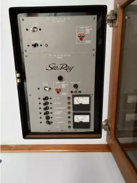 1988 Sea Ray 340 Express Cruiser