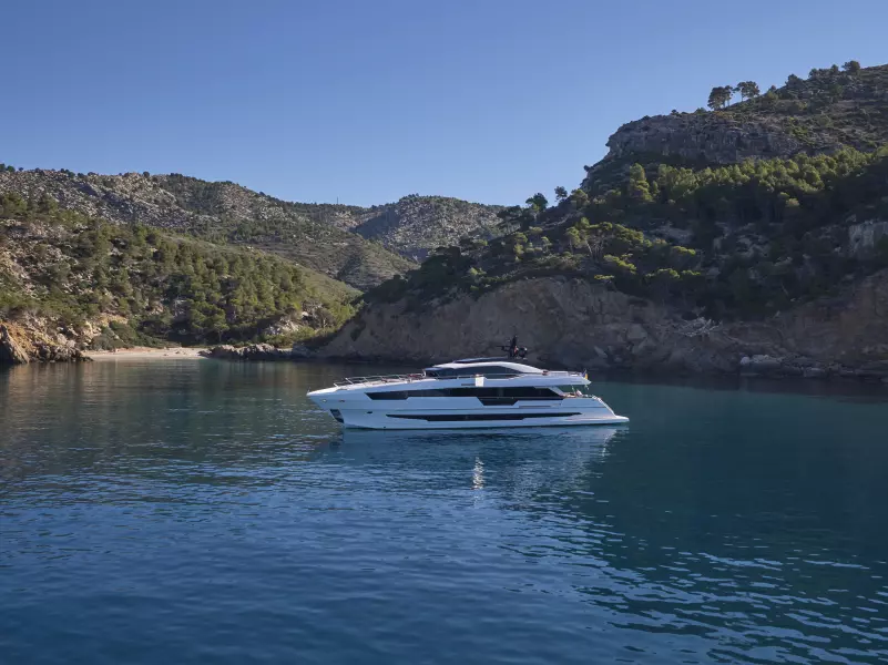 2022 Astondoa 110 Century