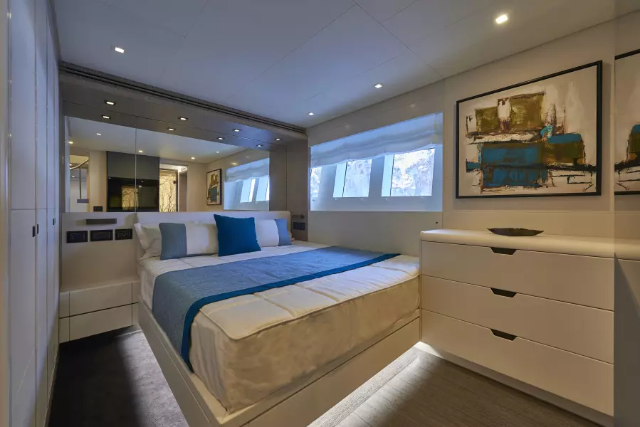 2022 Astondoa 110 Century