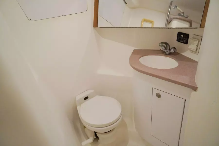 2000 Hunter Passage 420