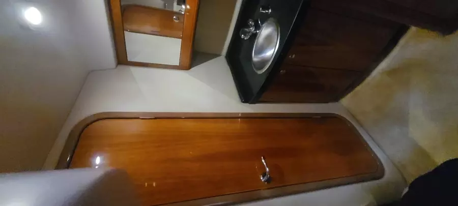 2007 Regal 4460 Commodore