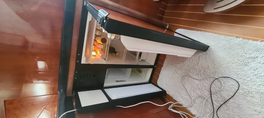 2007 Regal 4460 Commodore