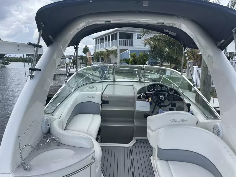 2005 Sea Ray 260 Sundancer