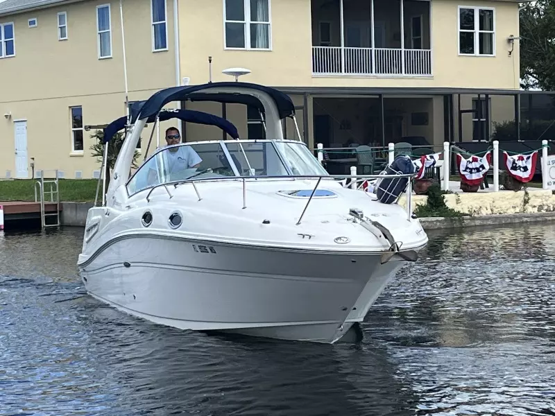 2005 Sea Ray 260 Sundancer