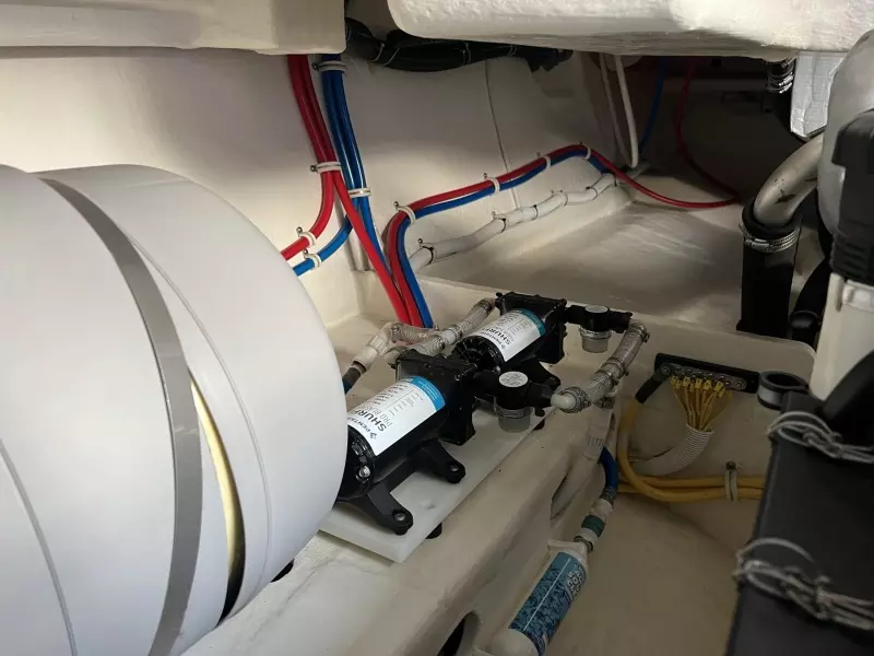 2016 Tiara 44 Express Coupe 