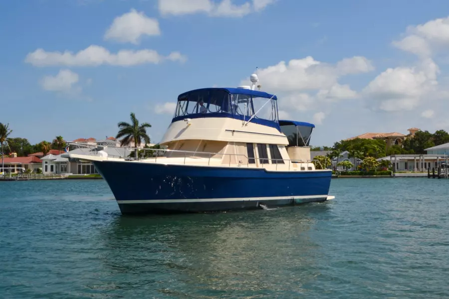 2006 Mainship 430 Trawler