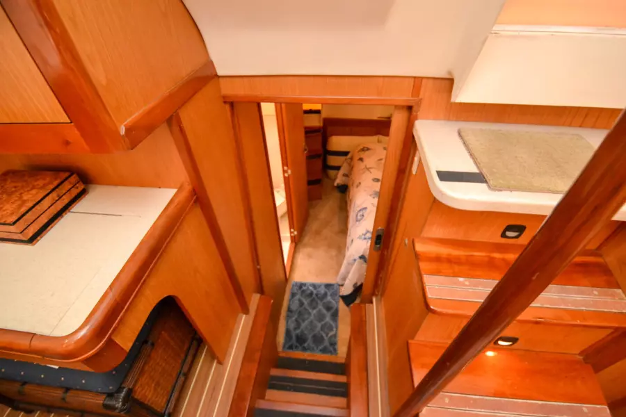 2006 Mainship 430 Trawler