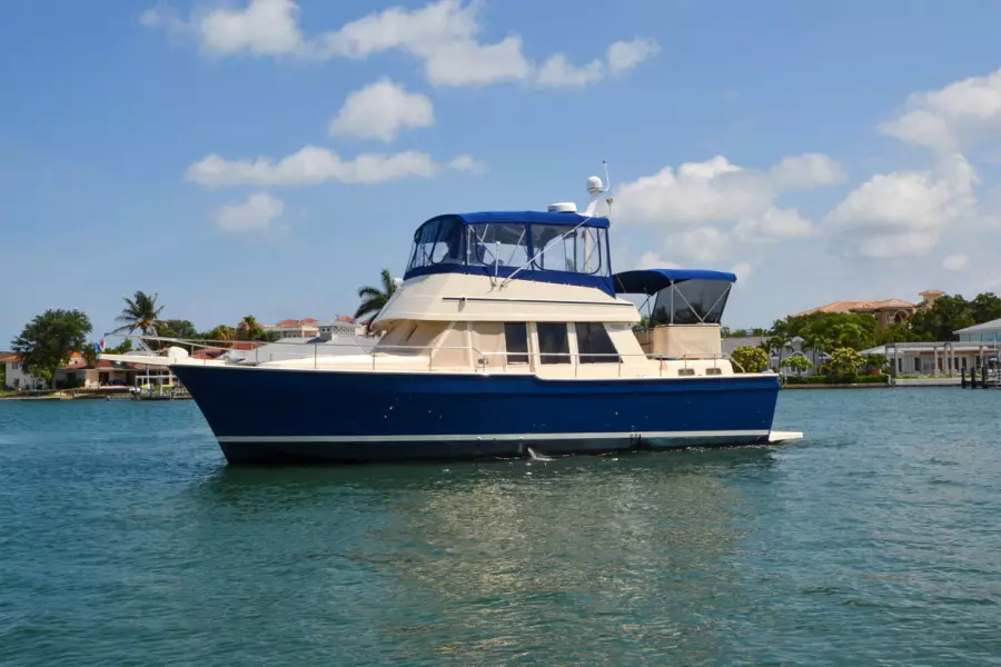 2006 Mainship 430 Trawler