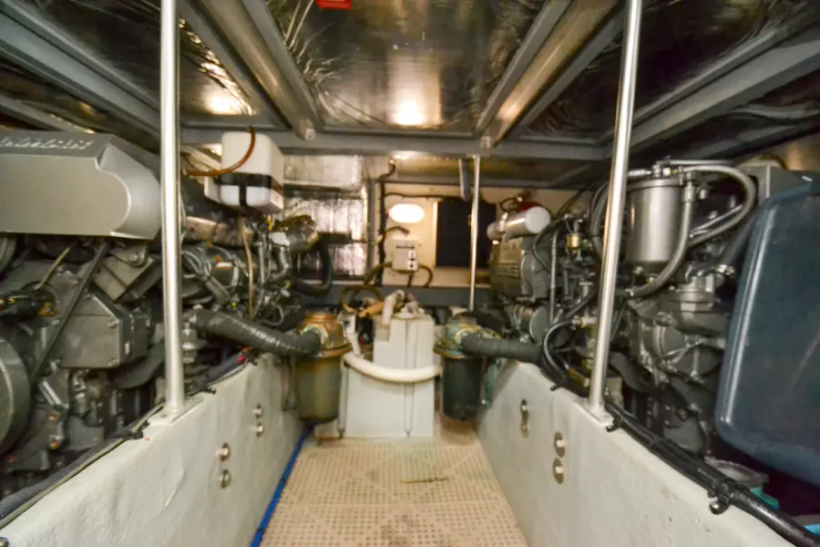 2006 Mainship 430 Trawler