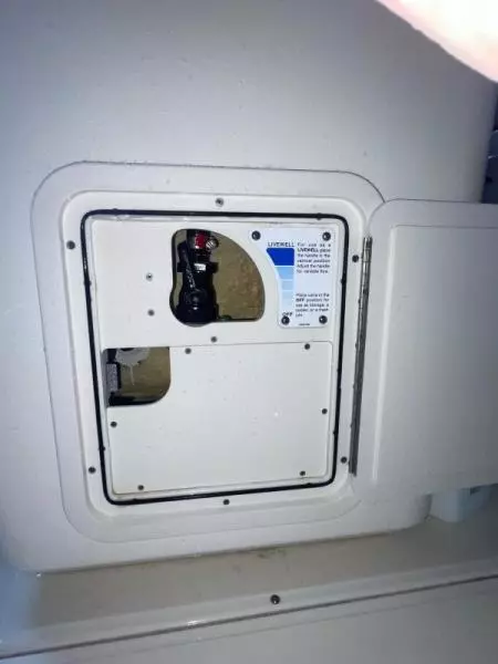 2017 Boston Whaler 270 Dauntless