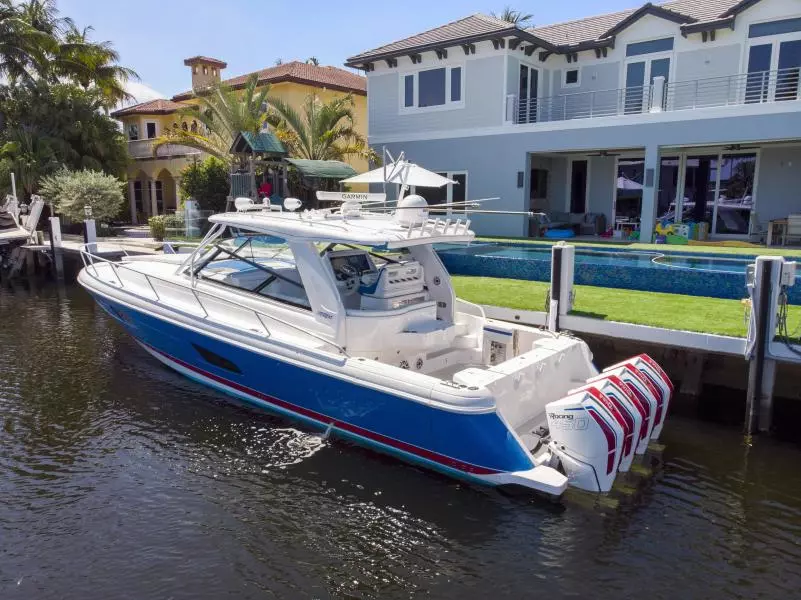 2020 Intrepid 477 Evolution