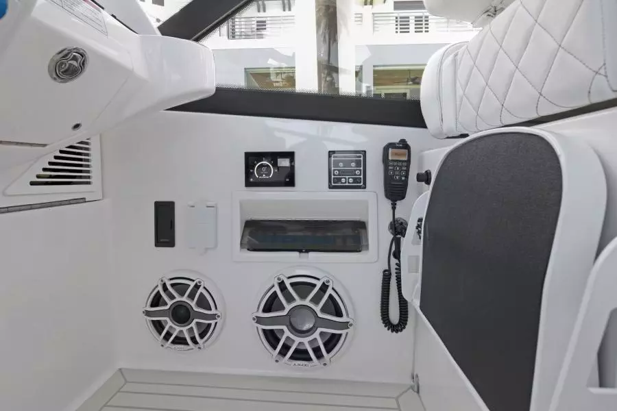 2020 Intrepid 477 Evolution