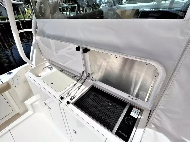 2016 Pursuit OS 385 Offshore