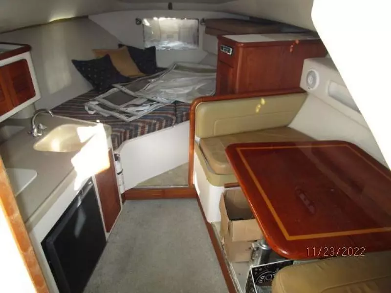 30' Pursuit lower deck forward