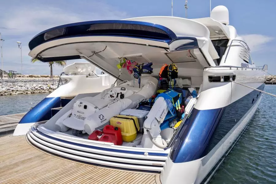 2005 Pershing 76 Motor Yacht - Denise - Tender Garage