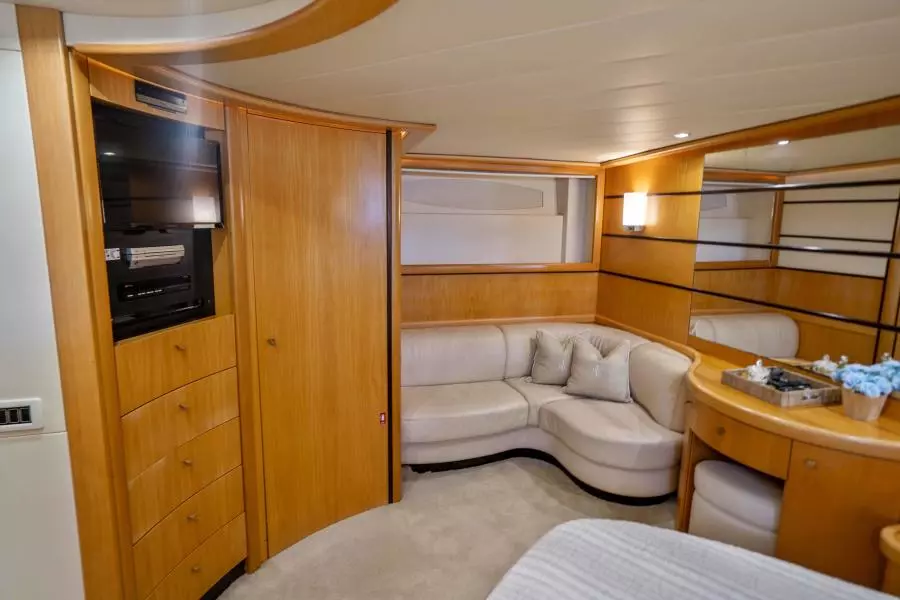 2005 Pershing 76 Motor Yacht - Denise - Master Stateroom