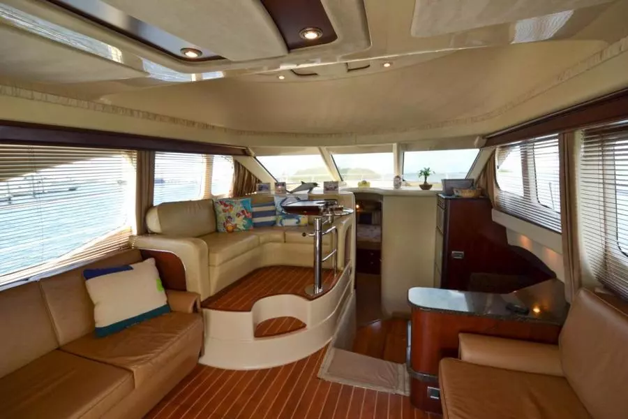 2005 Sea Ray 420 Sedan Bridge