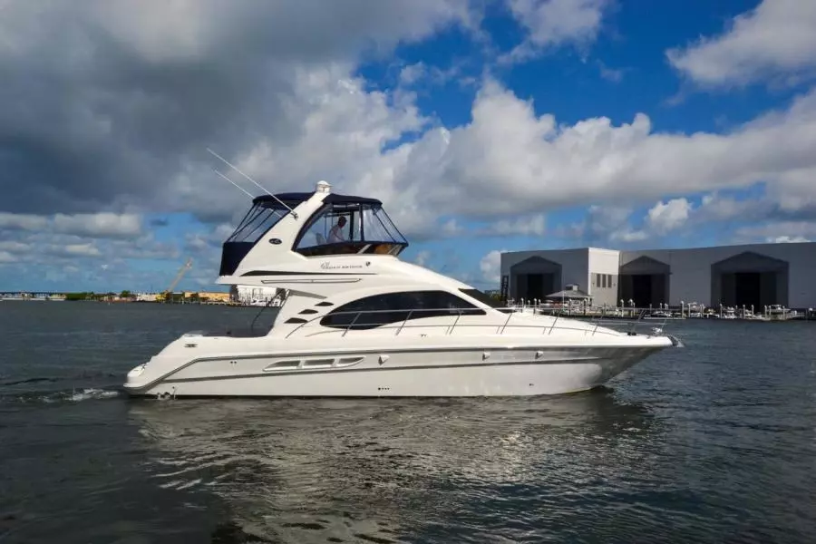 2005 Sea Ray 420 Sedan Bridge