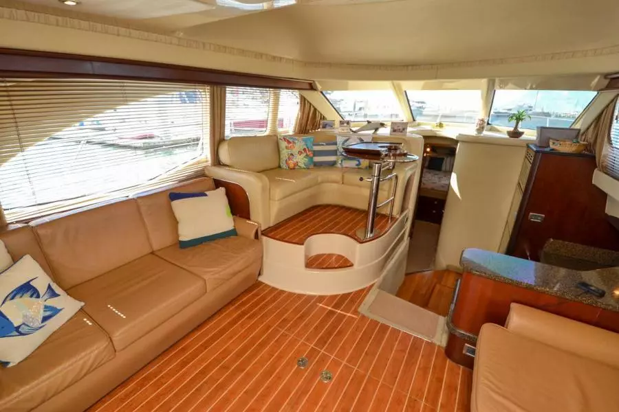 2005 Sea Ray 420 Sedan Bridge